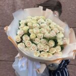 51 роза "Нежное Облако"