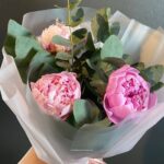 3 пиона в букете "Летний Урожай"