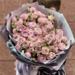Букет из кустовых роз "Новый век"