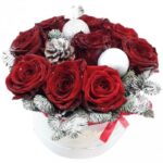 Новогодняя коробка с цветами "Снежная Королева"